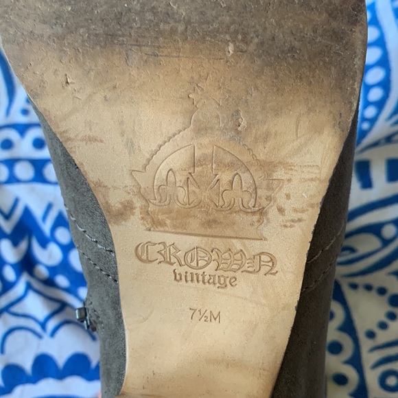 Crown Vintage ankle bootie - Picture 4 of 4